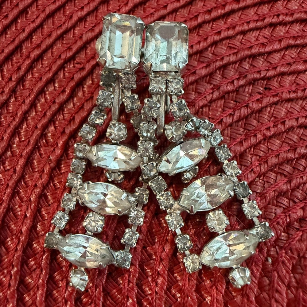 Vintage Rhinestone Chandelier Dangle Earrings Clip On Marquise Emerald Cut 2" 8g - Picture 6 of 8